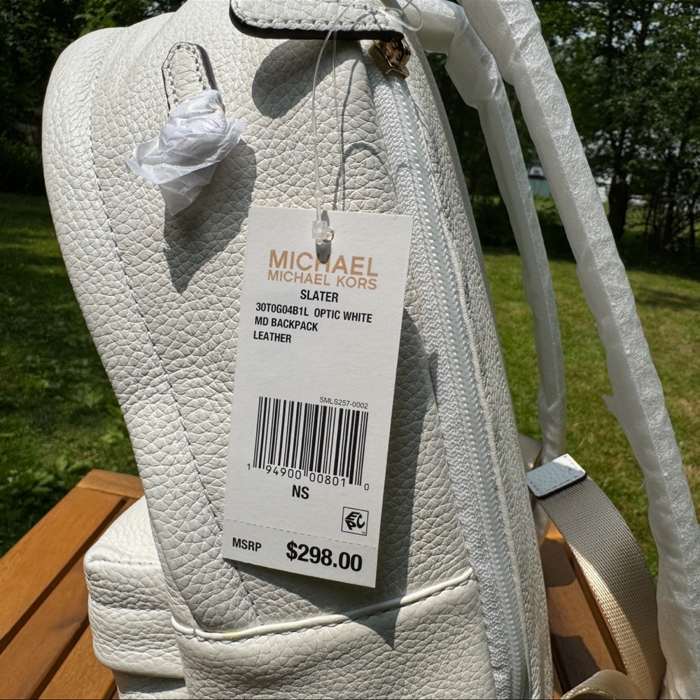Michael Kors Slater Medium Pebbled Leather Backpack Optic White - Picture 13 of 16